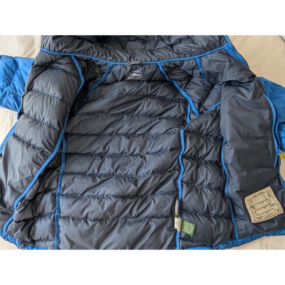 L.L. Bean Kids Ultralight 650 Down Hooded Jacket Size L (14-16) - Blue - Picture 12 of 14